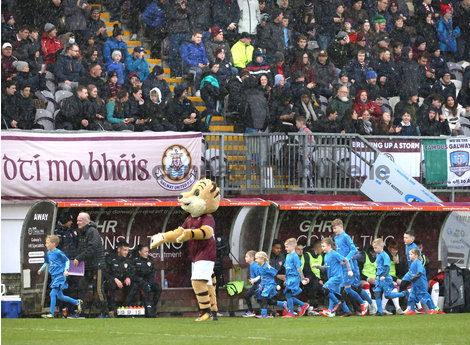 Galway Utd v De...